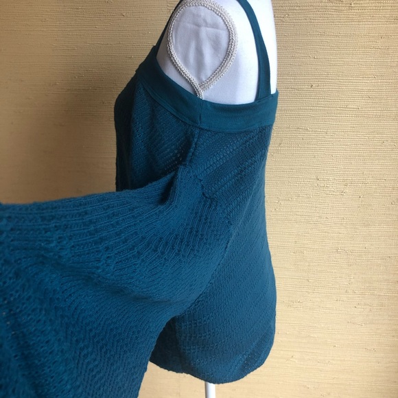 NWT! Free People Off The Shoulder Sweater. - Picture 7 of 8